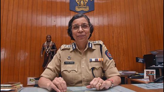 Bombay high court (HC) has asked Mumbai Police to clarify whether it intends to arraign senior IPS officer Rashmi Shukla and former commissioner of the state intelligence department (SID) as accused in the illegal phone tapping case registered by it. (Pratham Gokhale/HT PHOTO) Bombay high court (HC) has asked Mumbai Police to clarify whether it intends to arraign senior IPS officer Rashmi Shukla and former commissioner of the state intelligence department (SID) as accused in the illegal phone tapping case registered by it. (Pratham Gokhale/HT PHOTO)