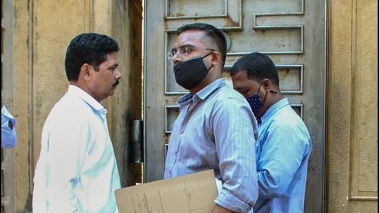 The NCB on Thursday questioned Bollywood actor Ananya Panday for two hours and visited actor Shah Rukh Khan’s home in Mumbai to collect evidence in connection with charges against his son Aryan Khan (PTI)