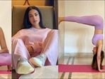 Sonal Chauhan's Tolasana, ‘L’ Handstand inspires fans to roll out Yoga mats(Instagram/sonalchauhan) Sonal Chauhan's Tolasana, ‘L’ Handstand inspires fans to roll out Yoga mats(Instagram/sonalchauhan)
