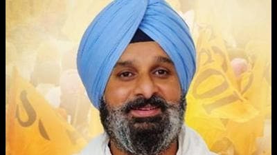 Addressing a press conference in Amritsar, senior SAD leader Bikram Majithia said chief minister Charanjit Singh Channi promised development works and projects to the tune of ₹15,000 crore in the last one month but failed to give any real benefit to people as no money was allocated to fulfil these commitments. Addressing a press conference in Amritsar, senior SAD leader Bikram Majithia said chief minister Charanjit Singh Channi promised development works and projects to the tune of ₹15,000 crore in the last one month but failed to give any real benefit to people as no money was allocated to fulfil these commitments.