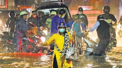Bengaluru received 233 mm of rainfall till October 18 as against the normal of 104 mm, registering an increase of 125%, as per Karnataka State Disaster Management Authority (KSDMA) data. (Agencies) Bengaluru received 233 mm of rainfall till October 18 as against the normal of 104 mm, registering an increase of 125%, as per Karnataka State Disaster Management Authority (KSDMA) data. (Agencies)