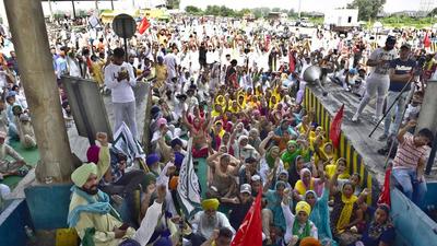 Punjab chief minister Charanjit Singh Channi assured farmers of his support, saying that the Punjab government stood shoulder-to-shoulder with farmers against the draconian farm laws. (HT FILE PHOTO FOR REPRESENTATIVE PURPOSES ONLY )