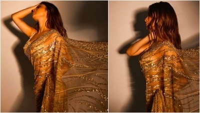 This is another embellished look of Mouni Roy that will leave definitely leave you spellbound. (Instagram/@imouniroy) This is another embellished look of Mouni Roy that will leave definitely leave you spellbound. (Instagram/@imouniroy)