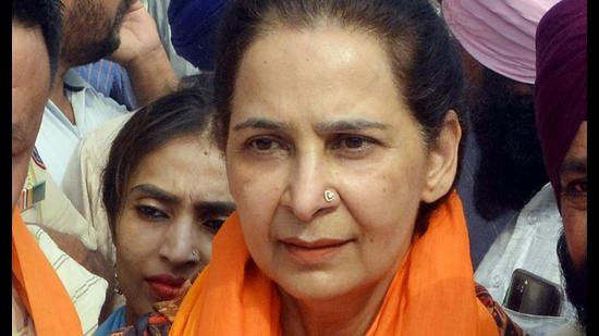 Congress leader Navjot Kaur Sidhu slammed former CM Capt Amarinder Singh for his friendship with Pakistan journalist Aroosa Alam, who, she said, had a say in key posting of officers and accepted ‘money or gifts’ (Sameer Sehgal//HT)