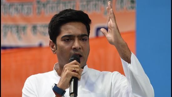 TMC chief Mamata Banerjee’s nephew Abhishek Banerjee also upped the ante against the BJP ahead of the by-polls while playing the ‘outsider card’ once again, which had given the party rich dividends during the assembly polls. (HT PHOTO.)