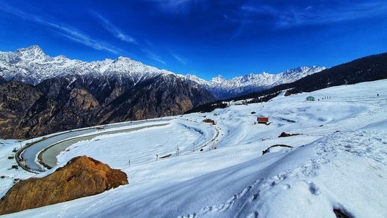 Auli, Uttarakhand: This small town in the north Indian state of Uttarakhand in India's premier ski resort destination. It is surrounded by coniferous forest and sprawling meadows.(Unsplash)