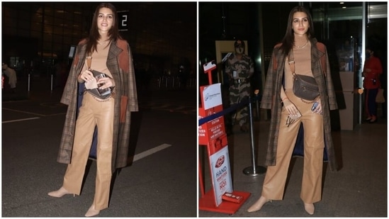 Kriti opted for a pair of nude-coloured heels, a chunky gold chain, earrings, and an over-the-body bag to accessorise the airport look. Kohl-clad eyes, glowing skin, nude lip shade, and minimal make-up rounded off her beauty picks.(HT Photo/Varinder Chawla)