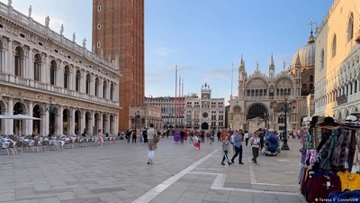 SOS Venice: Can turnstiles save the sinking city? (Teressa O' Connel/DW) SOS Venice: Can turnstiles save the sinking city? (Teressa O' Connel/DW)
