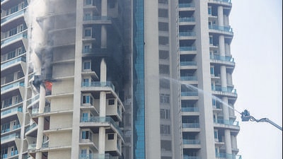 The Mumbai Fire Brigade on Friday had noted that the One Avighna Park building’s firefighting system was functional, but not operational at the time of the fire and that the fire brigade had to manually turn it on to use water from the system to fight the fire. (Pratik Chorge/HT PHOTO) The Mumbai Fire Brigade on Friday had noted that the One Avighna Park building’s firefighting system was functional, but not operational at the time of the fire and that the fire brigade had to manually turn it on to use water from the system to fight the fire. (Pratik Chorge/HT PHOTO)