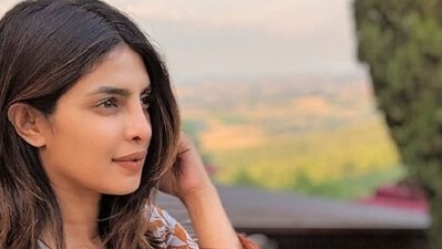 Priyanka Chopra has reacted to Alec Baldwin's prop gun firing incident. Priyanka Chopra has reacted to Alec Baldwin's prop gun firing incident. 