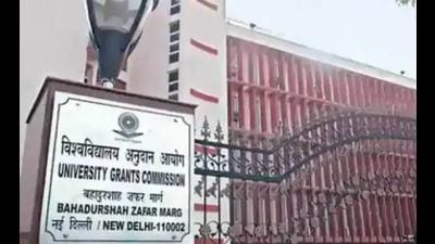 Association president Barjinder Pal Dhiman said the department of higher education had advertised 67 posts of college librarians along with 1,091 vacancies for assistant professors in government colleges, for which minimum pay of  ₹56,100 was prescribed. (HT file photo)