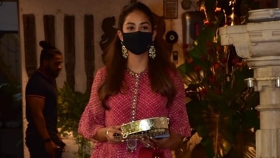 Today, Shahid Kapoor's wife, Mira Rajput, arrived at Anil Kapoor's residence in Mumbai to celebrate the Karva Chauth festivities. She attended the celebrations along with several big names from the industry. For the occasion, Mira was a vision in a bright pink printed ensemble. (HT Photo/Varinder Chawla) Today, Shahid Kapoor's wife, Mira Rajput, arrived at Anil Kapoor's residence in Mumbai to celebrate the Karva Chauth festivities. She attended the celebrations along with several big names from the industry. For the occasion, Mira was a vision in a bright pink printed ensemble. (HT Photo/Varinder Chawla)