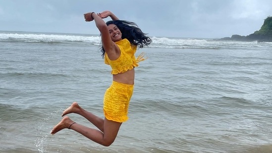 PV Sindhu is the ultimate beach baby in ₹3.6k broderie crop top, frill  shorts | Fashion Trends - Hindustan Times
