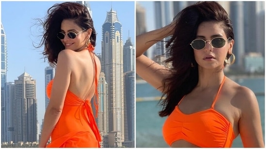 Aamna Sharif in orange bikini nails a sizzling beach look, check out her pics inside(Instagram/@aamnasharifofficial)