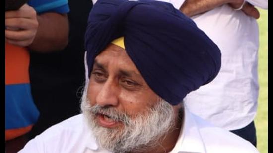 The SAD chief said the present system, of abolishing truck unions, started by the Congress government had created syndicates.
