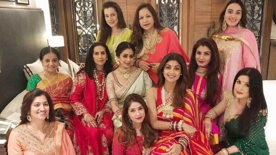  Late actor Sridevi used to celebrate Karwa Chauth with her sisters-in-law Maheep Kapoor and Sunita Kapoor. One such celebration was attended by Shilpa Shetty and Raveena Tandon as well. 