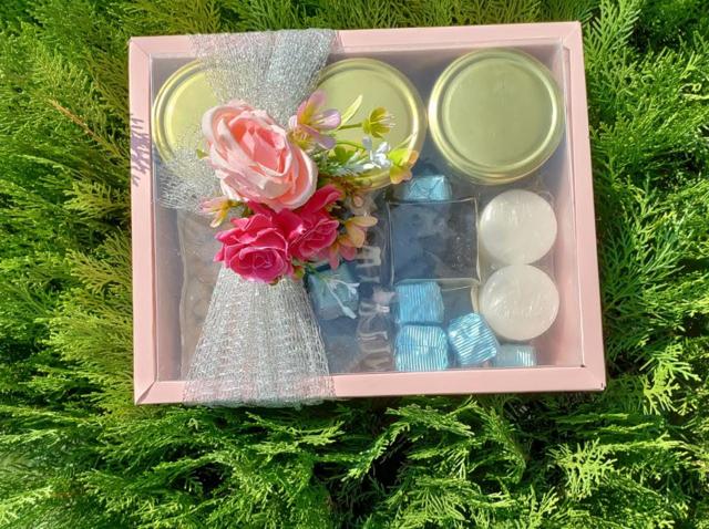 Diwali hamper by Aarushi Sehgal (Sourced) Diwali hamper by Aarushi Sehgal (Sourced)