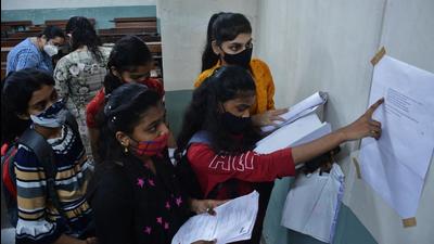The state education department has once again extended the deadline for the Class 11 online admission process, this time till October 30. (HT FILE PHOTO) The state education department has once again extended the deadline for the Class 11 online admission process, this time till October 30. (HT FILE PHOTO)
