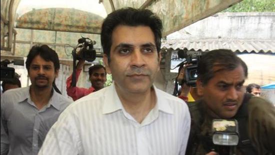 All the accused 32 jail officials were posted in jail number 7 of Tihar, where Sanjay Chandra (in pic) and his brother Ajay Chandra were lodged until the morning of August 28, before being shifted to Arthur Road and Taloja jails in Maharashtra on the orders of the Supreme Court. (HT Archive)