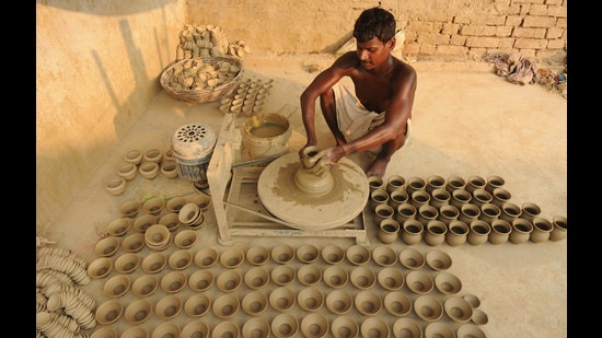 Inflation has hit potters hard with the cost of raw material and fuel rising. (HT File Photo)