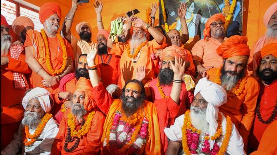 Mahant Ravindra Puri was elected as the new president of Akhil Bharatiya Akhara Parishad on Monday. (PTI)