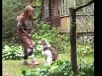 Woman dancing with dog(Instagram/@tasya_kindart) Woman dancing with dog(Instagram/@tasya_kindart)