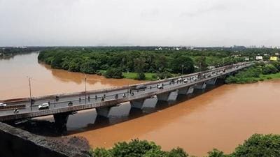 The general body meeting of the Pune Municipal Corporation (PMC) gave its nod to the ambitious Mula-Mutha riverfront development project late night Monday. (HT FILE PHOTO)