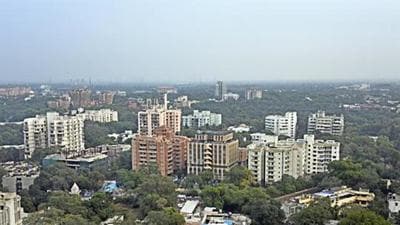 A view of New Delhi’s skyline at Connaught Place. The Capital woke up to a chillier morning on Tuesday. (Sonu Mehta/HT FILE PHOTO)
