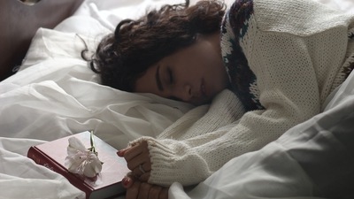 Take rest: Sleeping can help boost immune system and get you back on track. Cancel all your meetings and just stay in bed all day long. (Unsplash) Take rest: Sleeping can help boost immune system and get you back on track. Cancel all your meetings and just stay in bed all day long. (Unsplash)