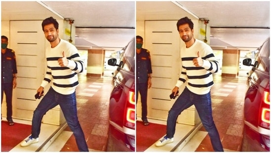 Vicky Kaushal was clicked by paparazzi as he stepped out his car in Juhu exclusive.(HT Photos/Varinder Chawla)