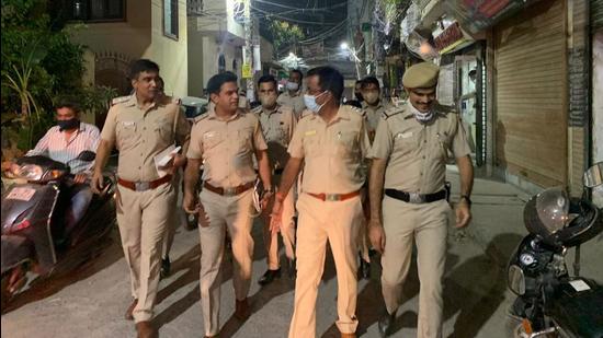Police said a 24-year-old constable suffered burn and cut injuries during the rescue operations. (Sourced)
