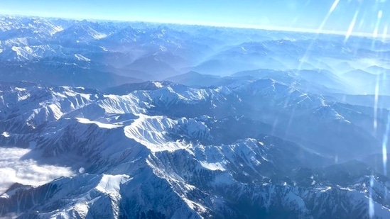 Pictures of the Pir Panjal mountain range after the first snowfall of the season.(Twitter / @AmitShah)