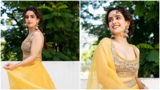 Sanya Malhotra’s sense of fashion has always had our heart. Be it a casual attire or a traditional one, Sanya always makes sure to put her sartorial foot forward in her fashionable attires. On Tuesday, she did it again.(Instagram/@sanyamalhotra_)