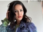 Sunny Leone’s denim jacket with a twist is a must-have for every wardrobe(Instagram/@sunnyleone) Sunny Leone’s denim jacket with a twist is a must-have for every wardrobe(Instagram/@sunnyleone)