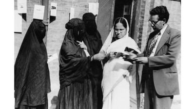 Muslim women queue up at a polling centre in West Bengal, February 1952. (Courtesy Publicity Department, West Bengal via Photo Division, PIB)