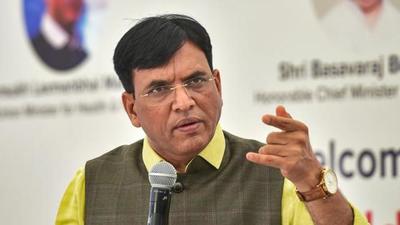 A file photo of union health minister Mansukh Mandaviya in Bengaluru. He will discuss Covid-19, Ayushman Bharat and other key issues with state health ministers in New Delhi on Wednesday. (PTI/File) A file photo of union health minister Mansukh Mandaviya in Bengaluru. He will discuss Covid-19, Ayushman Bharat and other key issues with state health ministers in New Delhi on Wednesday. (PTI/File)