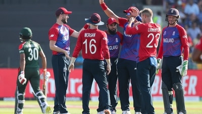 Abu Dhabi: England players celebrate the dismissal of Bangladesh's captain Mohammad Mahmudullah, left, during the Cricket Twenty20 World Cup match between England and Bangladesh in Abu Dhabi, UAE, Wednesday, Oct. 27, 2021. AP/PTI(AP10_27_2021_000126B) (AP) Abu Dhabi: England players celebrate the dismissal of Bangladesh's captain Mohammad Mahmudullah, left, during the Cricket Twenty20 World Cup match between England and Bangladesh in Abu Dhabi, UAE, Wednesday, Oct. 27, 2021. AP/PTI(AP10_27_2021_000126B) (AP)