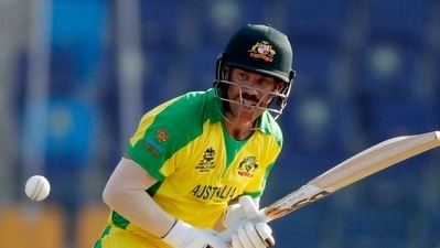FILE PHOTO: Cricket - ICC Men's T20 World Cup 2021 - Super 12 - Group 1 - Australia v South Africa - Zayed Cricket Stadium, Abu Dhabi, United Arab Emirates - October 23, 2021 Australia's David Warner in action REUTERS/Hamad I Mohammed (REUTERS)