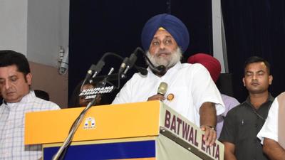 SAD president Sukhbir Badal has said the Punjab government has to intervene in the issue of farm laws and BSF jurisdiction. (HT Photo) SAD president Sukhbir Badal has said the Punjab government has to intervene in the issue of farm laws and BSF jurisdiction. (HT Photo)