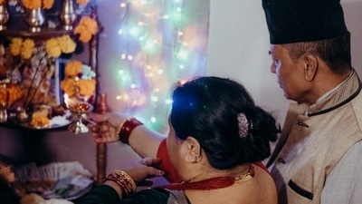 Lakshmi Puja: This is the day when the main celebration of Diwali takes place. Goddess Laxmi, the Goddess of Wealth is worshipped on this day. Floor decorations are made and the entire house is lit with diyas, candles and lights. Families exchange gifts and sweets and celebrate the evening together with laughter, joy and prayers. (Unsplash) Lakshmi Puja: This is the day when the main celebration of Diwali takes place. Goddess Laxmi, the Goddess of Wealth is worshipped on this day. Floor decorations are made and the entire house is lit with diyas, candles and lights. Families exchange gifts and sweets and celebrate the evening together with laughter, joy and prayers. (Unsplash)