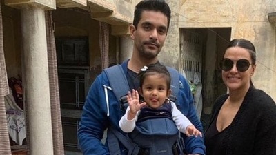 Neha Dhupia reveals she once forgot to take Mehr as she went for a drive with Angad Bedi. Neha Dhupia reveals she once forgot to take Mehr as she went for a drive with Angad Bedi.
