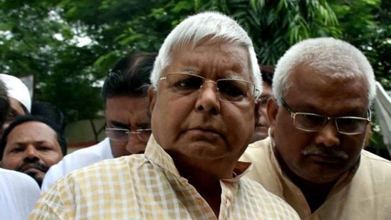 RJD chief Lalu Prasad Yadav has decided to campaign for his party candidates.&nbsp;(File Photo)