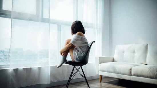 Help combat depression: Almonds contain an amino acid called tryptophan so when paired with a source of vitamin B6, it can help boost mood and reduce depression symptoms.(Unsplash)