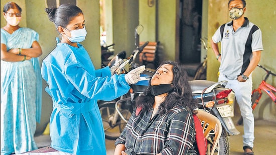 On Monday, Maharashtra reported 889 new Covid-19 cases, which was the lowest in the last 511 days. (PTI Photo)