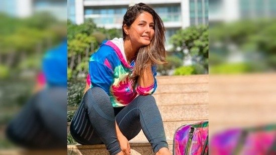 Sharing the pictures on Instagram, Hina Khan captioned it, " That feeling after an amazing workout!."(Instagram/@realhinakhan)