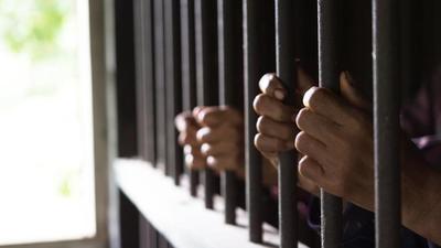 Police officer said the girl was in shock but reported the murder to police courageously, leading to her father’s arrest. (Shutterstock) Police officer said the girl was in shock but reported the murder to police courageously, leading to her father’s arrest. (Shutterstock)