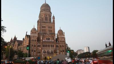 Citizens who turn 18 on January 1, 2022 will also be eligible to cast their vote. The upcoming polls for 227 seats of the BMC are expected to be held in February 2022. (Hindustan Times) Citizens who turn 18 on January 1, 2022 will also be eligible to cast their vote. The upcoming polls for 227 seats of the BMC are expected to be held in February 2022. (Hindustan Times)