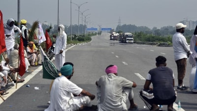 Farmers at the Singhu border protest site. Sanjeev Verma/HT PHOTO Farmers at the Singhu border protest site. Sanjeev Verma/HT PHOTO