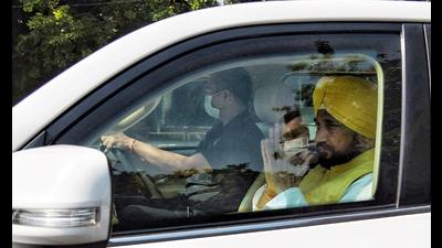 Punjab CM Charanjit Singh Channi leaves after meeting Congress leader Rahul Gandhi at his residence, in New Delhi on Thursday. (ANI) Punjab CM Charanjit Singh Channi leaves after meeting Congress leader Rahul Gandhi at his residence, in New Delhi on Thursday. (ANI)