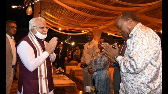 Haryana chief minister Manohar Lal Khattar welcoming the delegates from 12 African nations on the first day of the Africa-Haryana Conclave during a cultural night in Panchkula on Thursday. (Photo: Twitter)